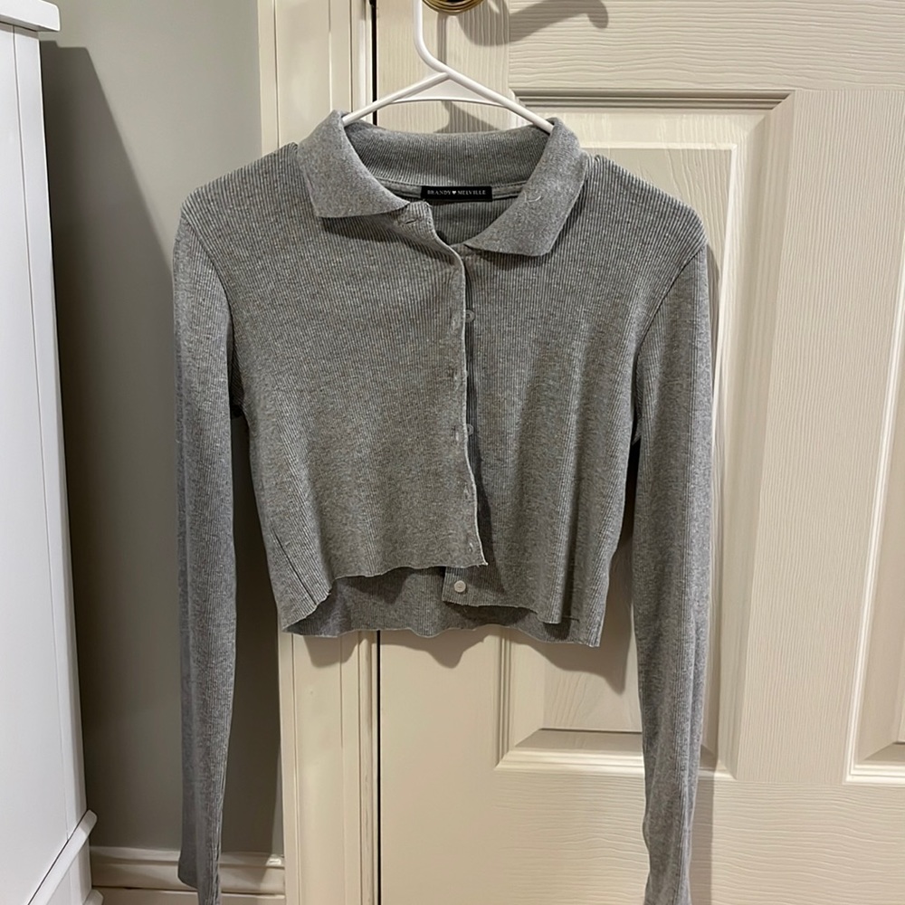 Brandy Melville button up cropped sweater